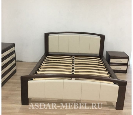 Деревянная кровать на заказ Бали со вставкой