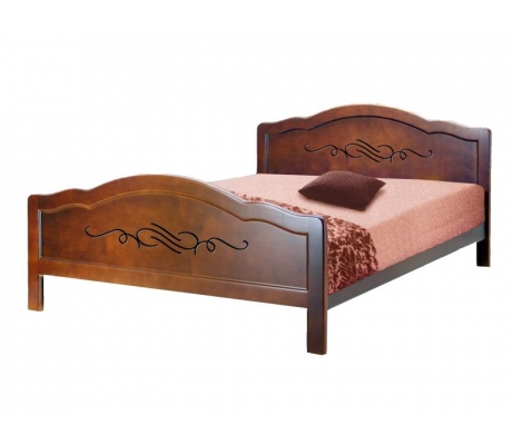 Деревянная кровать для дачи Сонька