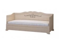 Деревянная кровать на заказ Муза 3 спинки