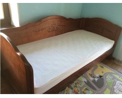 Деревянная кровать для дачи Муза 3 спинки