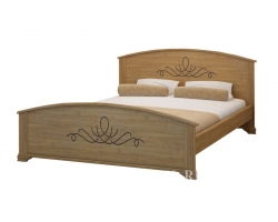 Деревянная кровать для дачи Нова